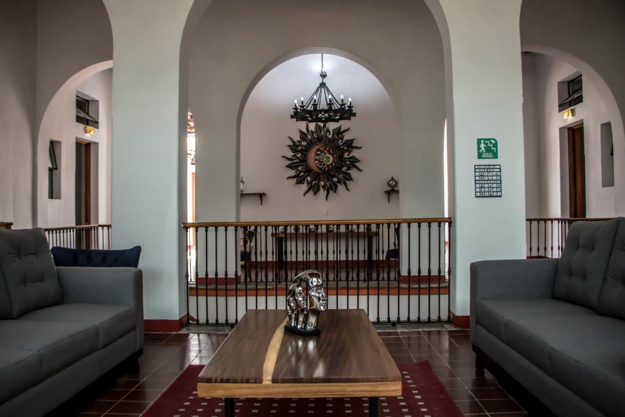 Hotel Real De Castilla Colonial 瓜达拉哈拉 外观 照片