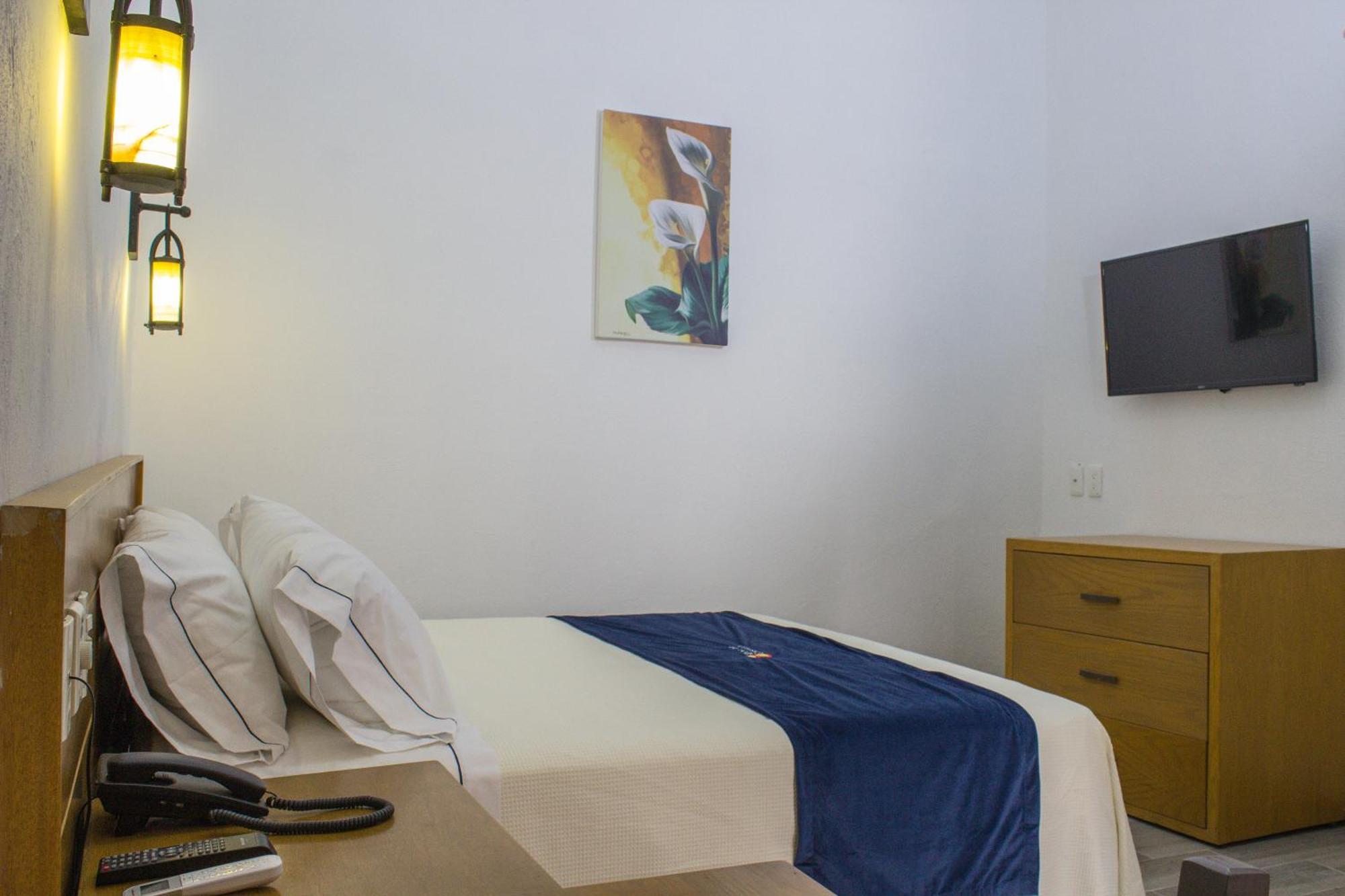 Hotel Real De Castilla Colonial 瓜达拉哈拉 客房 照片
